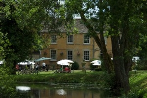 Al Fresco Dining